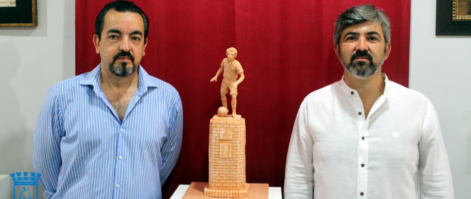 Persentación de la escultura